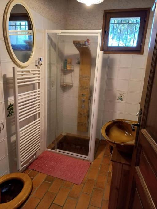 Bas De Villa, 2 Terrasses, Piscine, Spa, Sauna... Neffes Exteriér fotografie
